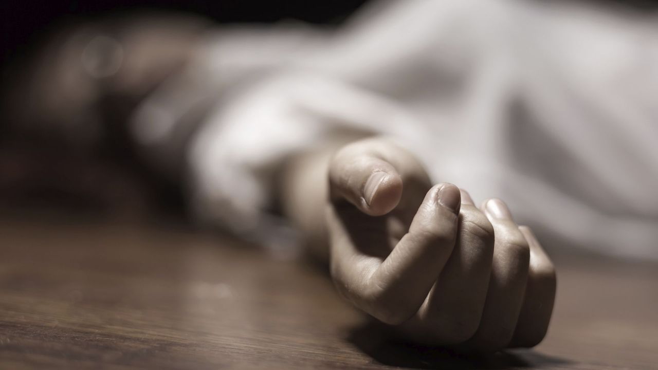 22 سالہ ساحل سڑک کے درمیان گلا کاٹ کر قتل