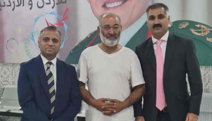 سینیٹر مشتاق احمد خان