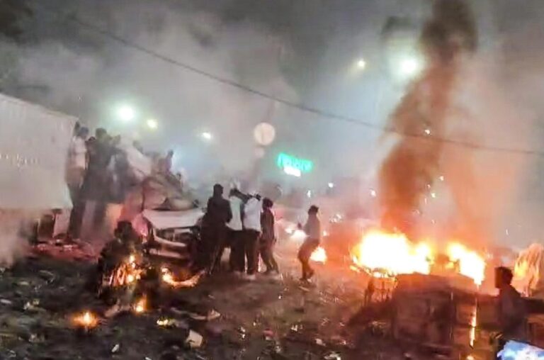 کار بم دھماکہ